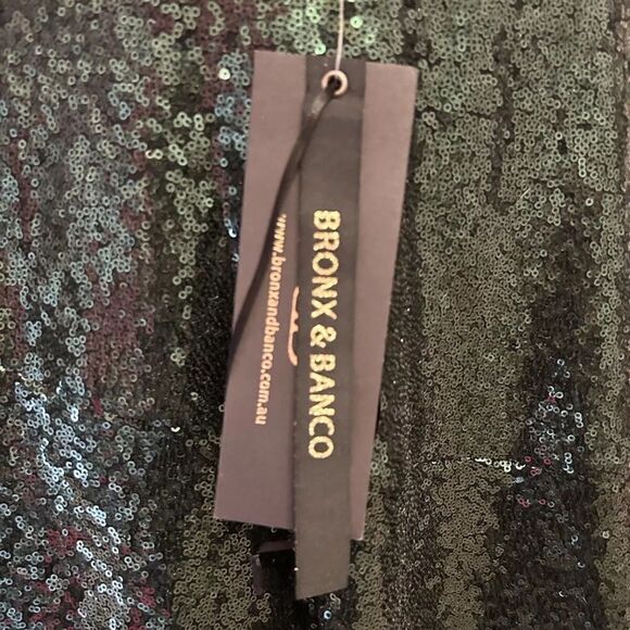 Bronx and Bronco Emerald Green
Suzanna Flared Dress Size Small NWT - Picture 7 of 7